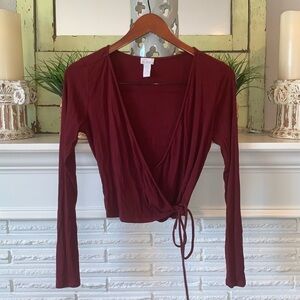 West of Melrose Tilly’s Burgundy Ribbed Long Sleeve Wrap Crop Top Size M